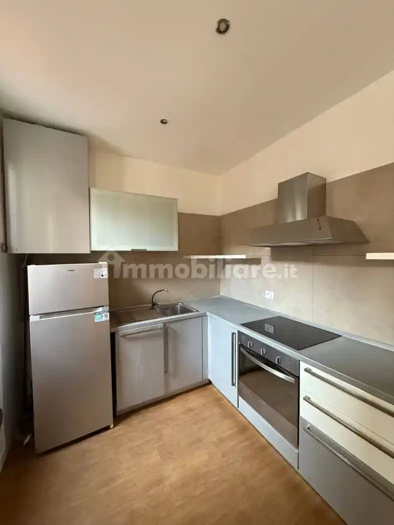 Trilocale vicolo Bettolino 30, Piazzale Milano - Stazione, Piacenza - foto 2