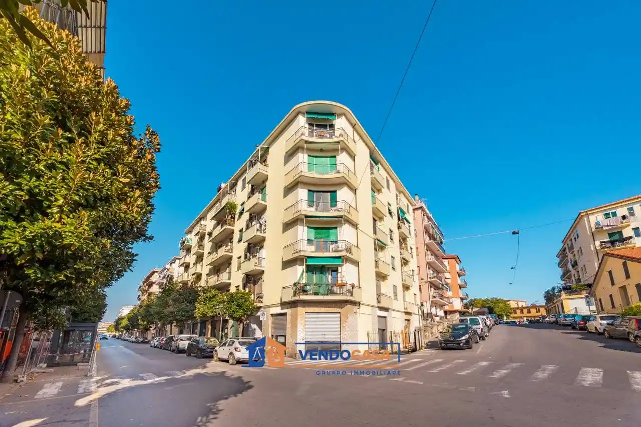Appartamento in vendita a Albenga