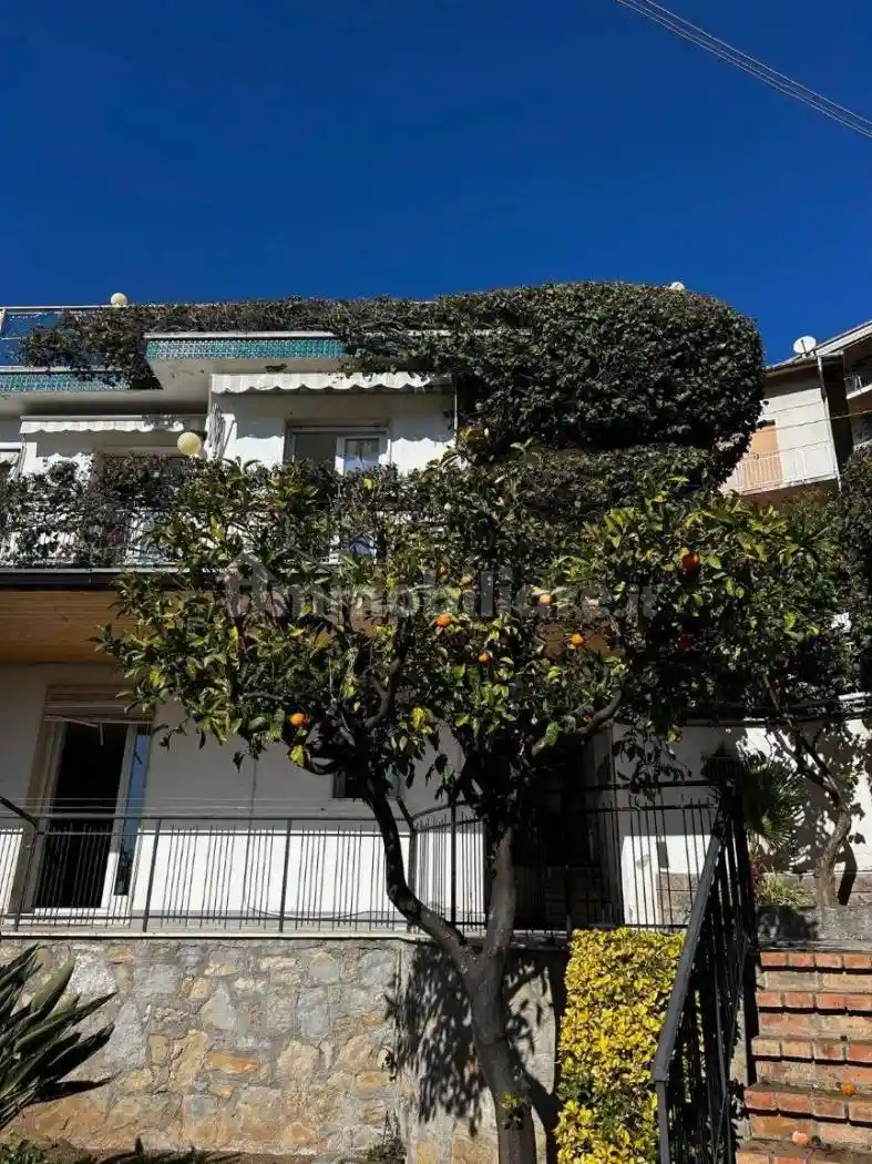 Villa in vendita a Vallecrosia