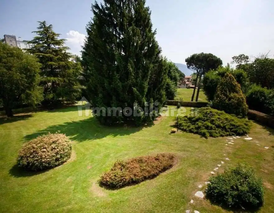 Appartamento in affitto a Como