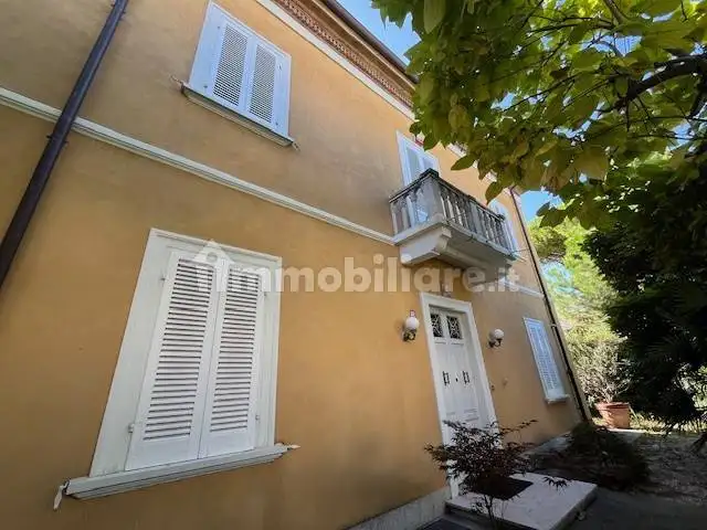 Villa in vendita a Riccione