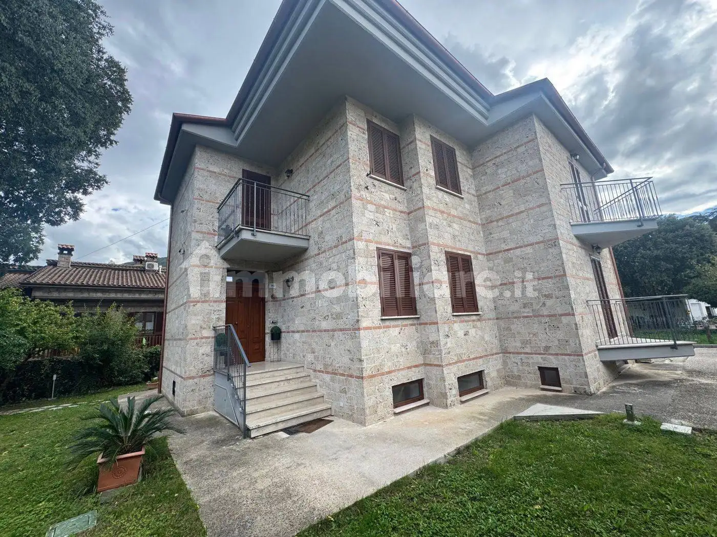 Casa indipendente in vendita a Terni