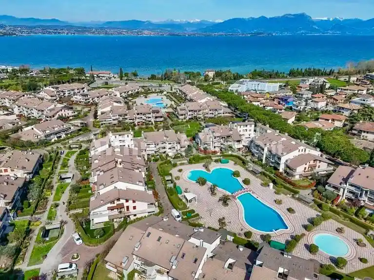 Appartamento in vendita a Desenzano del Garda