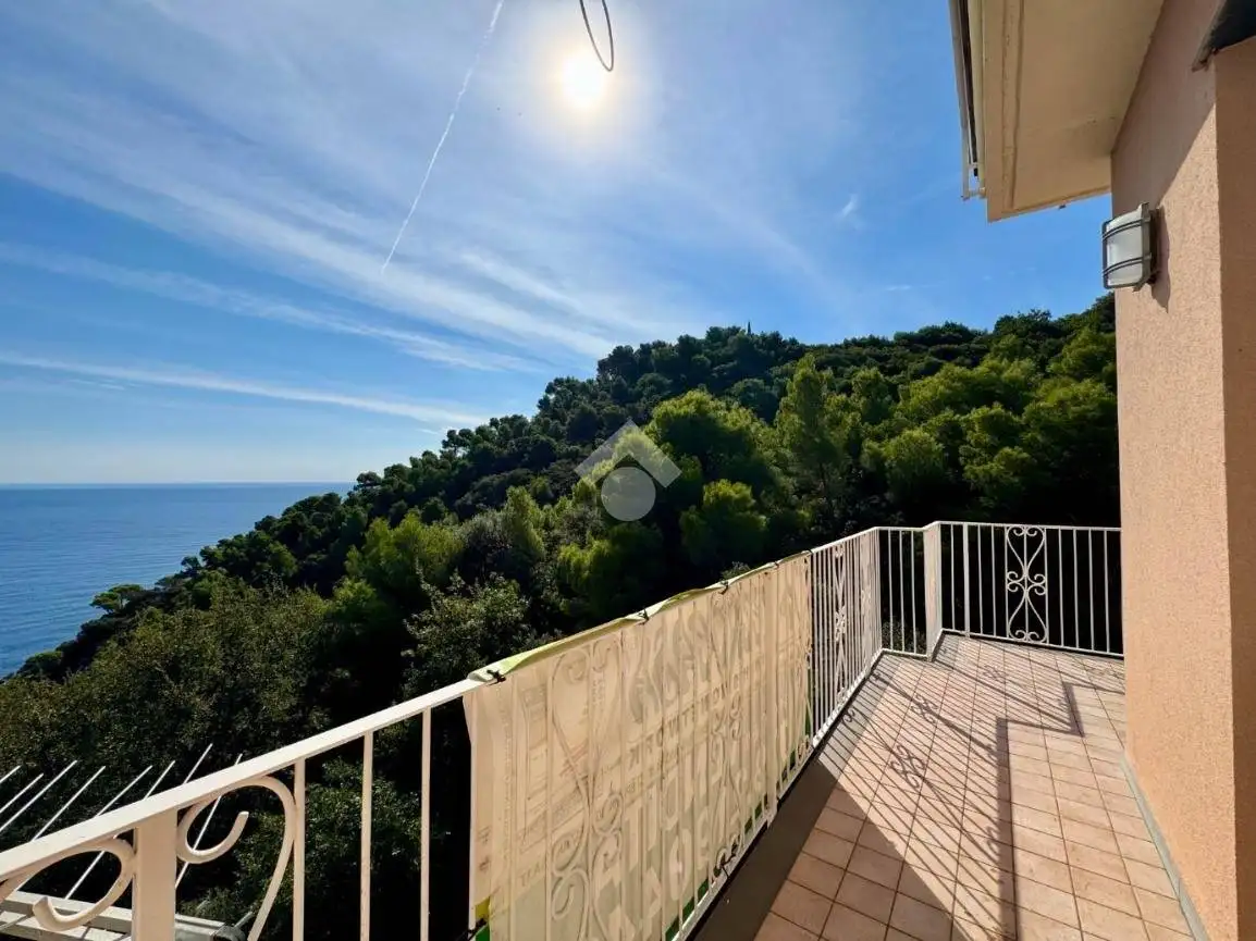 Trilocale via mede 14, Bergeggi - foto 4