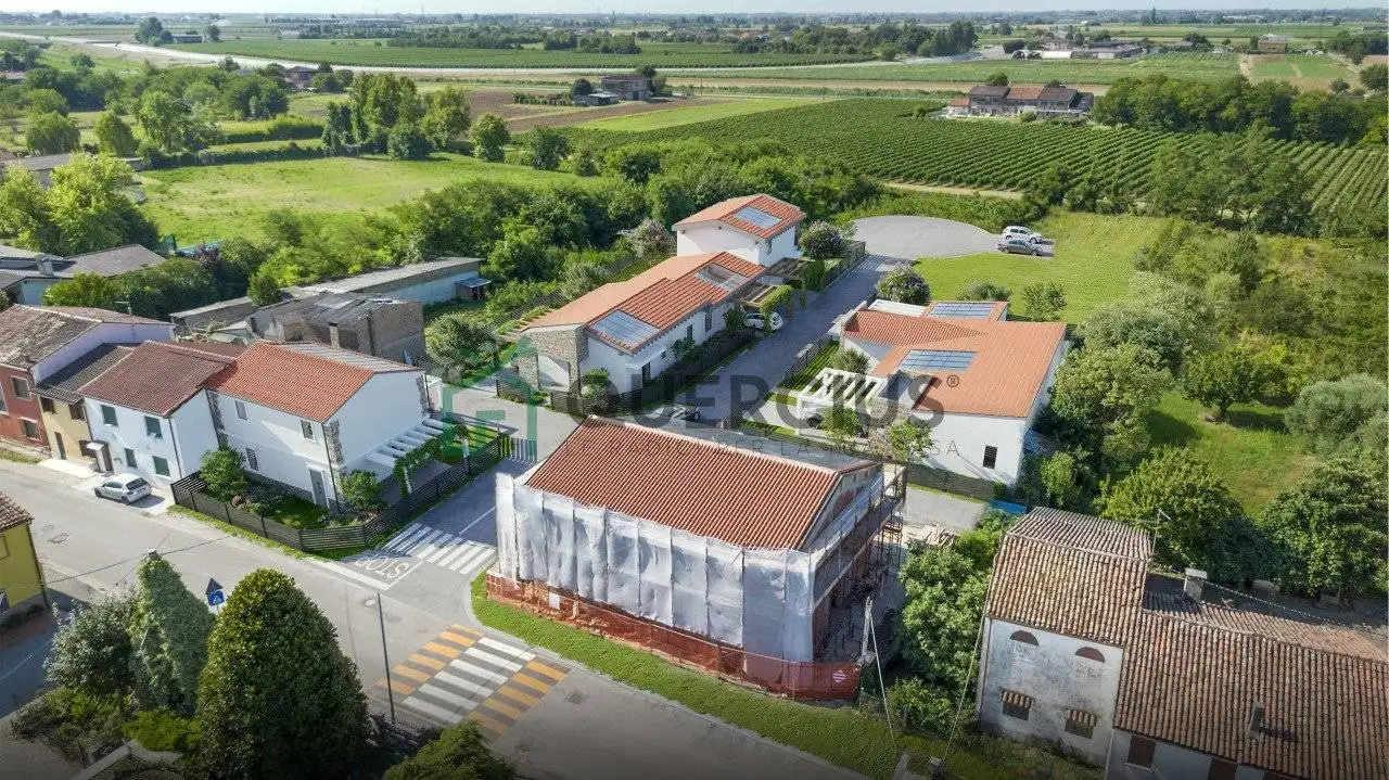 Villetta a schiera in vendita a Veronella