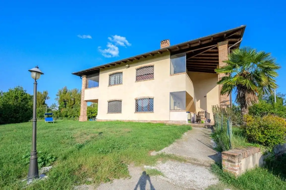 Villa in vendita a Zola Predosa