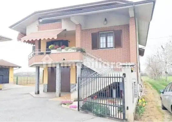 Villetta a schiera in vendita a Montanera