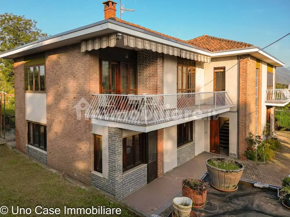 Villa in vendita a Banchette