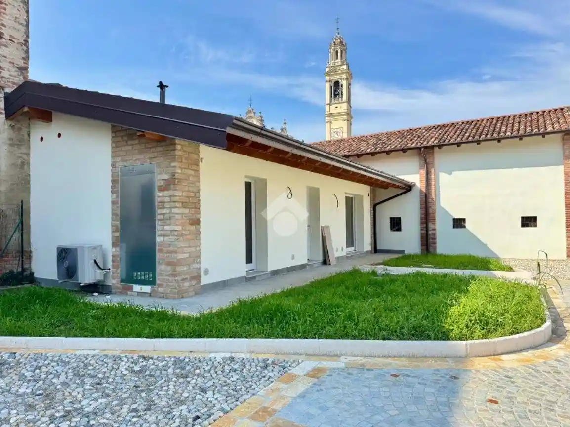 Villetta a schiera in vendita a Castelleone