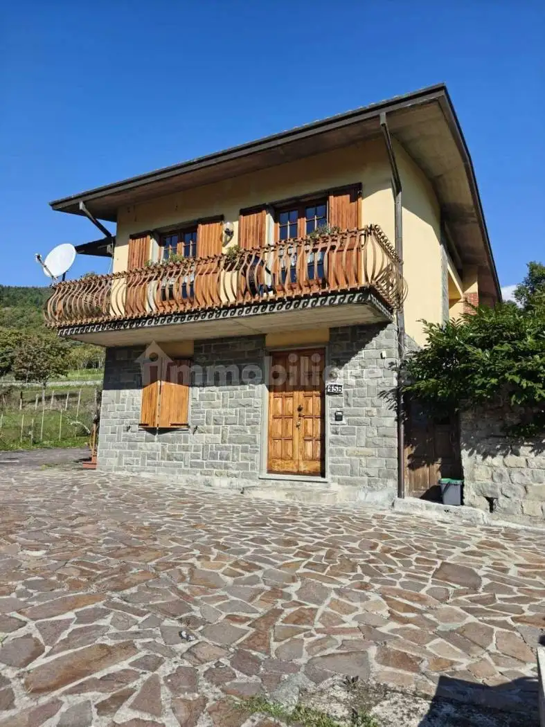 Villa unifamiliare via Castello, Comano - foto 2