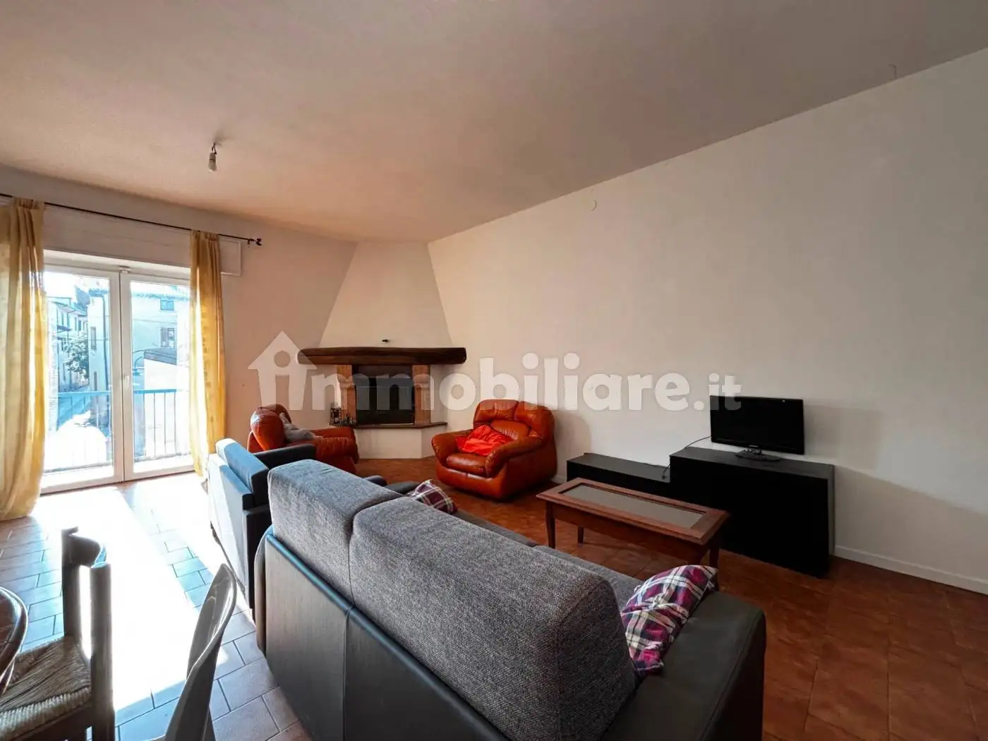 Casa indipendente in vendita a Moniga del Garda