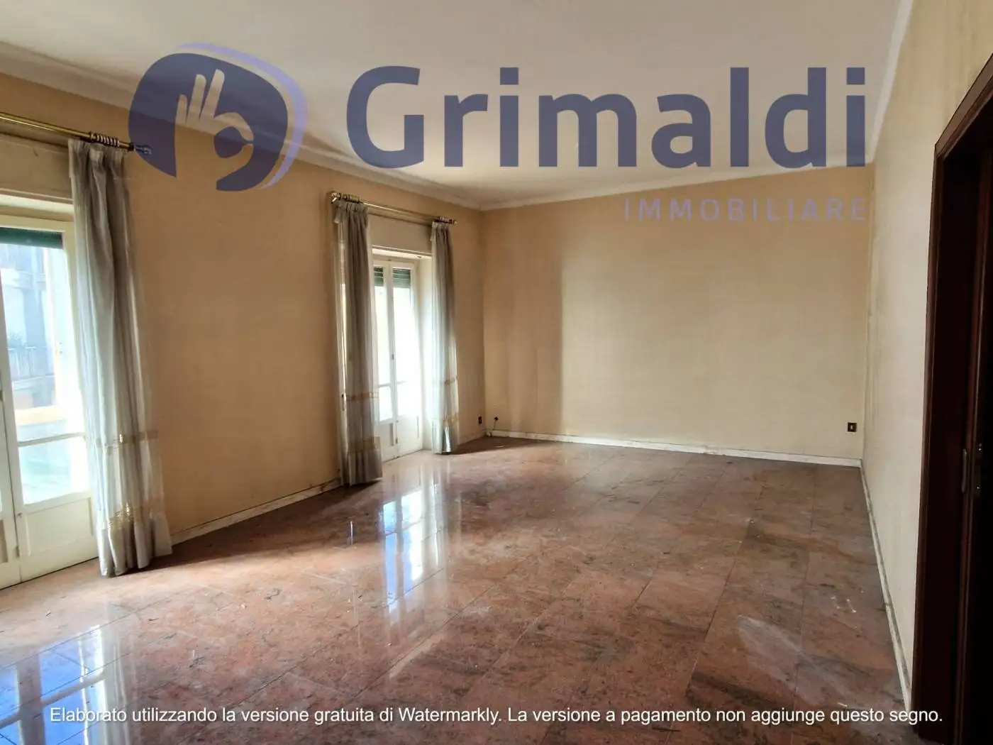 Appartamento in vendita a Napoli