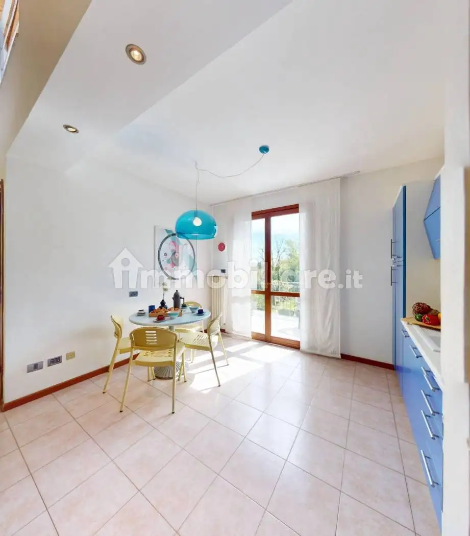 Bilocale via 20 Settembre 14, Pieve Vecchia, Villaggio Sanghen, Manerba del Garda - foto 3