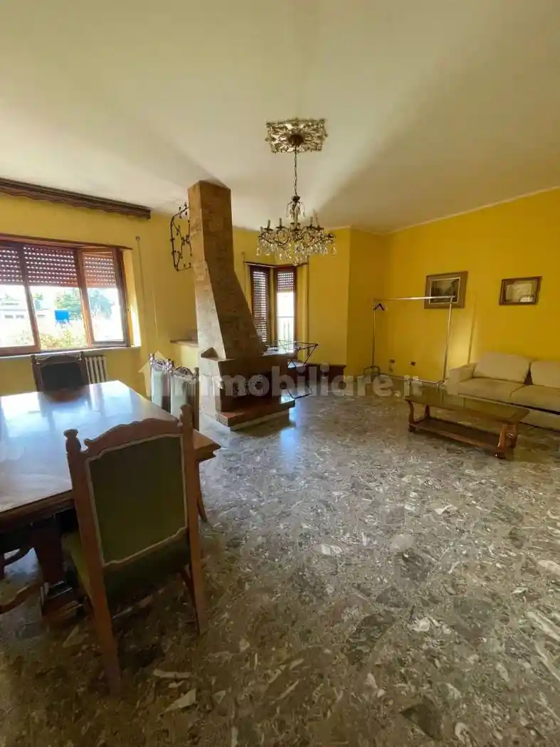 Appartamento in vendita a Frosinone