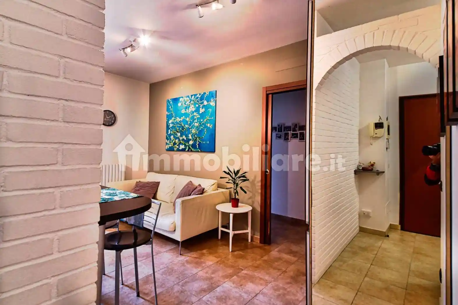 Trilocale via Roggia Borromeo 9, Centro, Carugo - foto 5