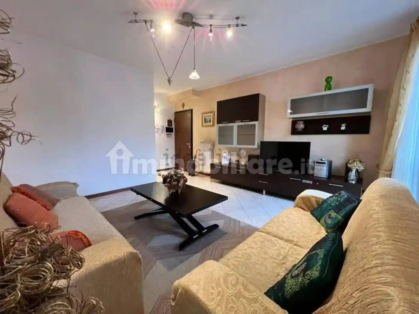 Bilocale via Magenta No Number, Centro, Varese - foto 2