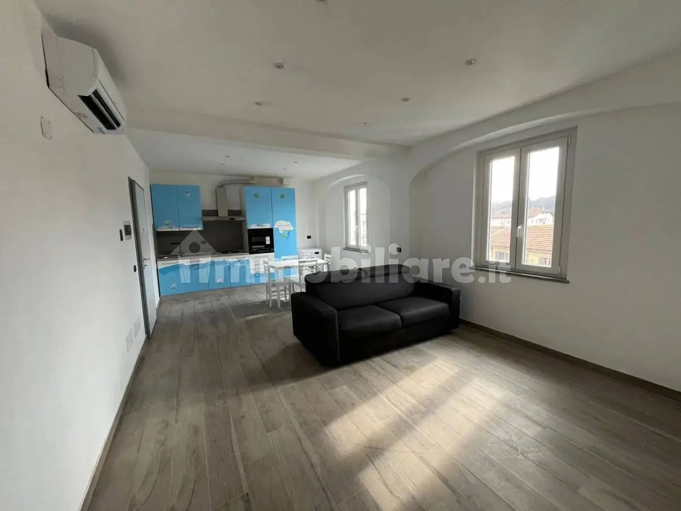 Appartamento in vendita a Varese