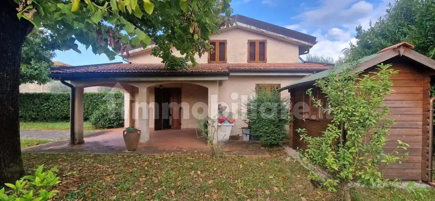 Villa in vendita a Pietrasanta