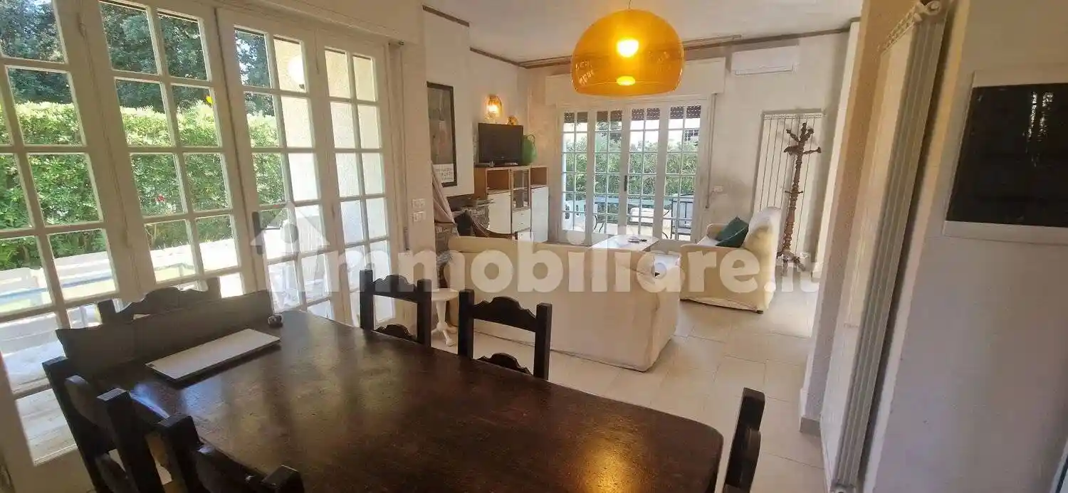 Villa in vendita a Pietrasanta