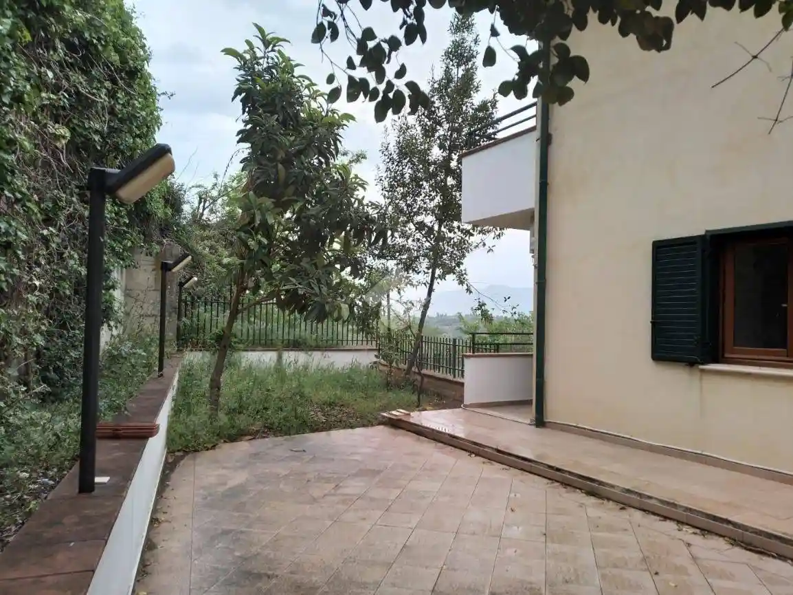 Villa bifamiliare via delle Querce 14, Castrolibero - foto 4