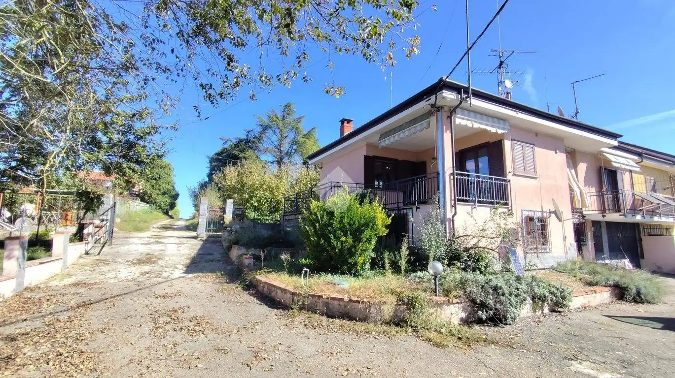 Casa indipendente in vendita a Dusino San Michele