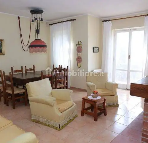 Villa in vendita a Roccamonfina