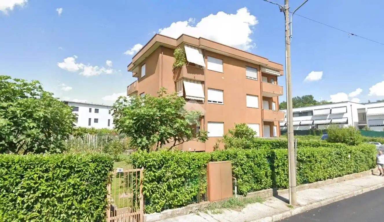 Appartamento in vendita a Lipomo