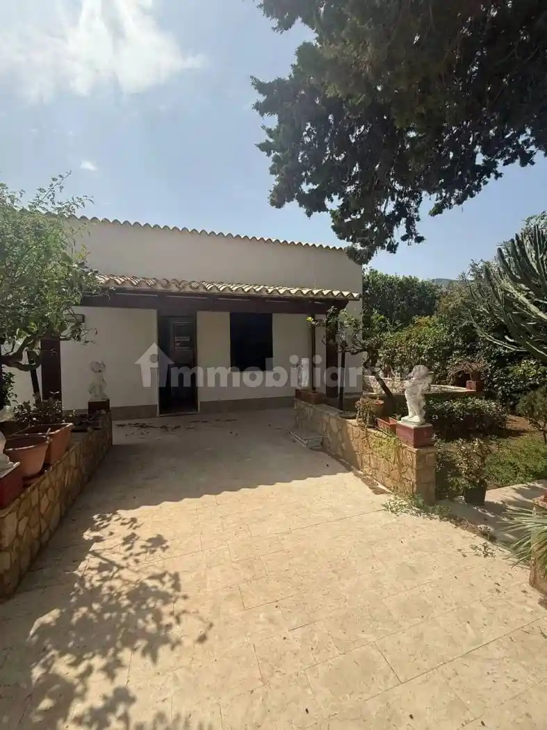 Villa in vendita a Valderice
