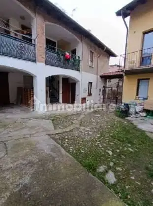 Appartamento in asta a Alzate Brianza