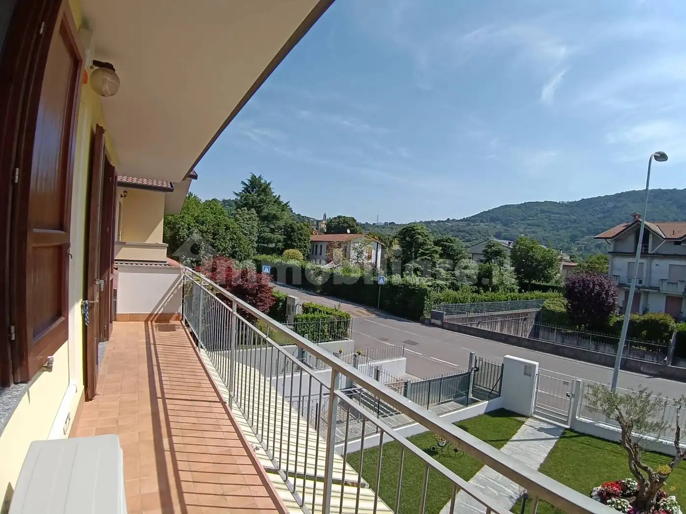 Trilocale via Dante Alighieri 12, Carobbio, Carobbio degli Angeli - foto 2