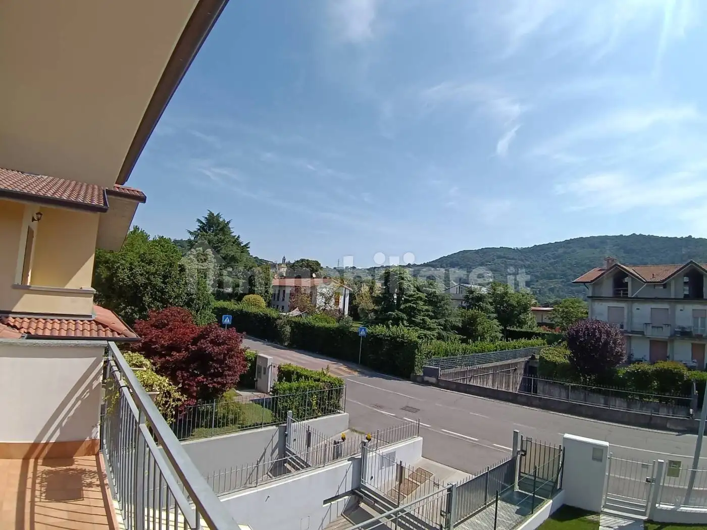 Trilocale via Dante Alighieri 12, Carobbio, Carobbio degli Angeli - foto 5