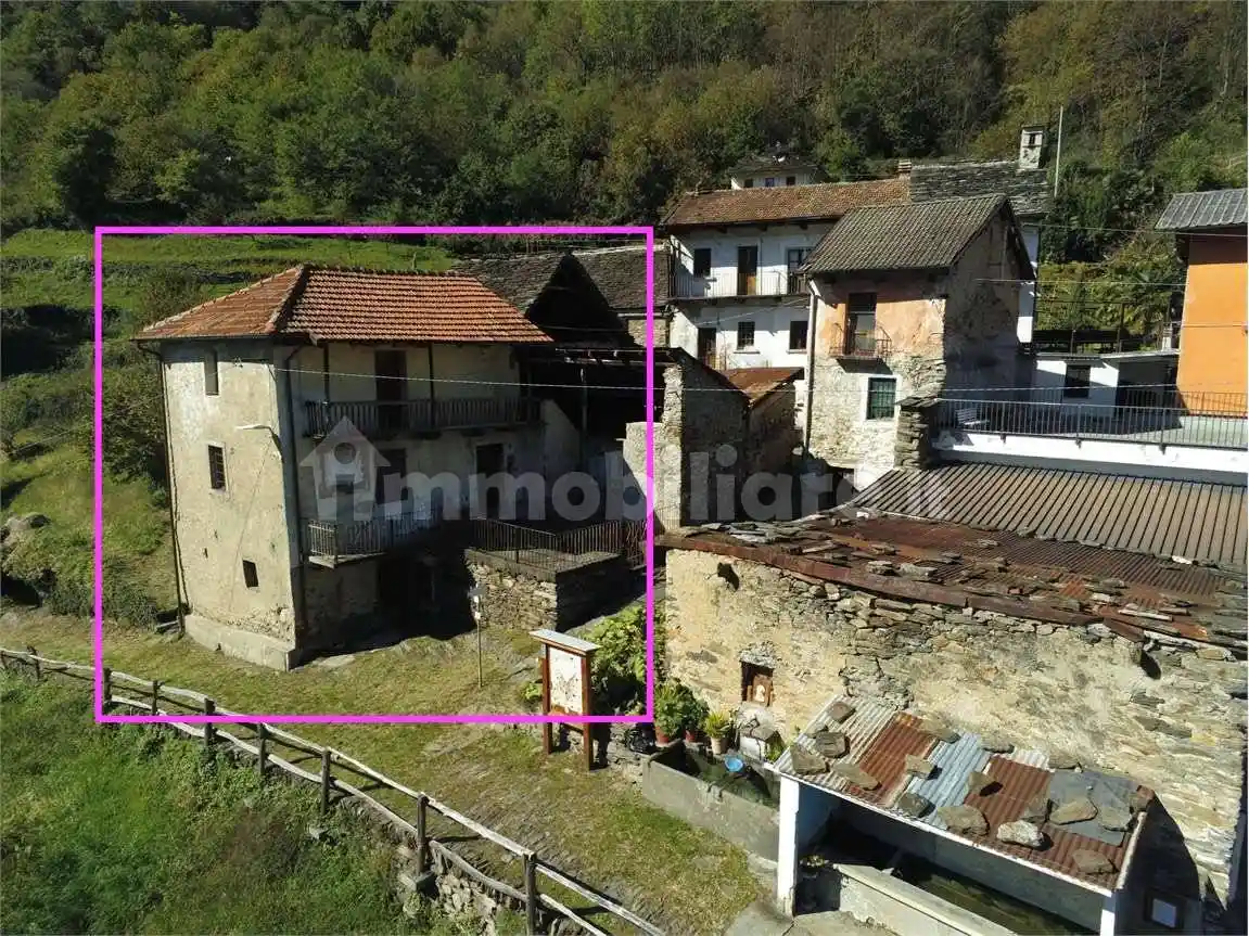 Casa indipendente in vendita a Domodossola