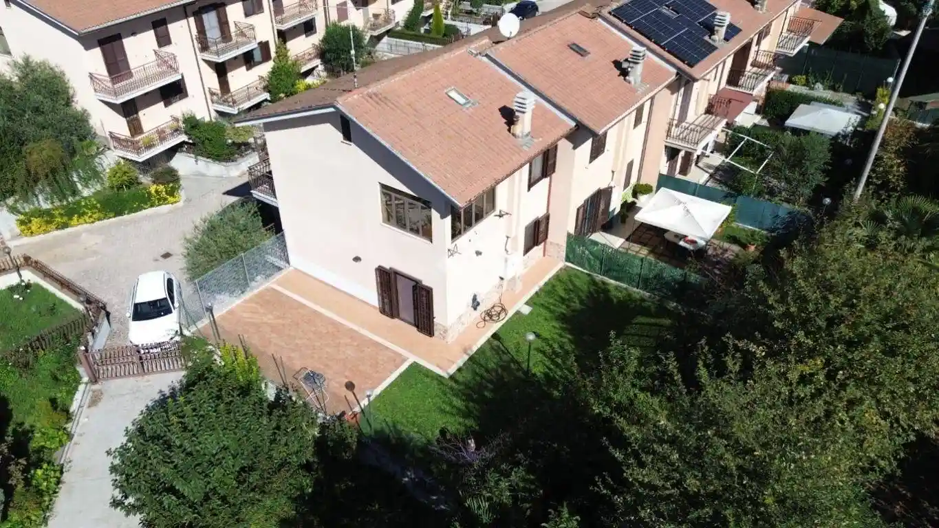 Villetta a schiera in vendita a Labico