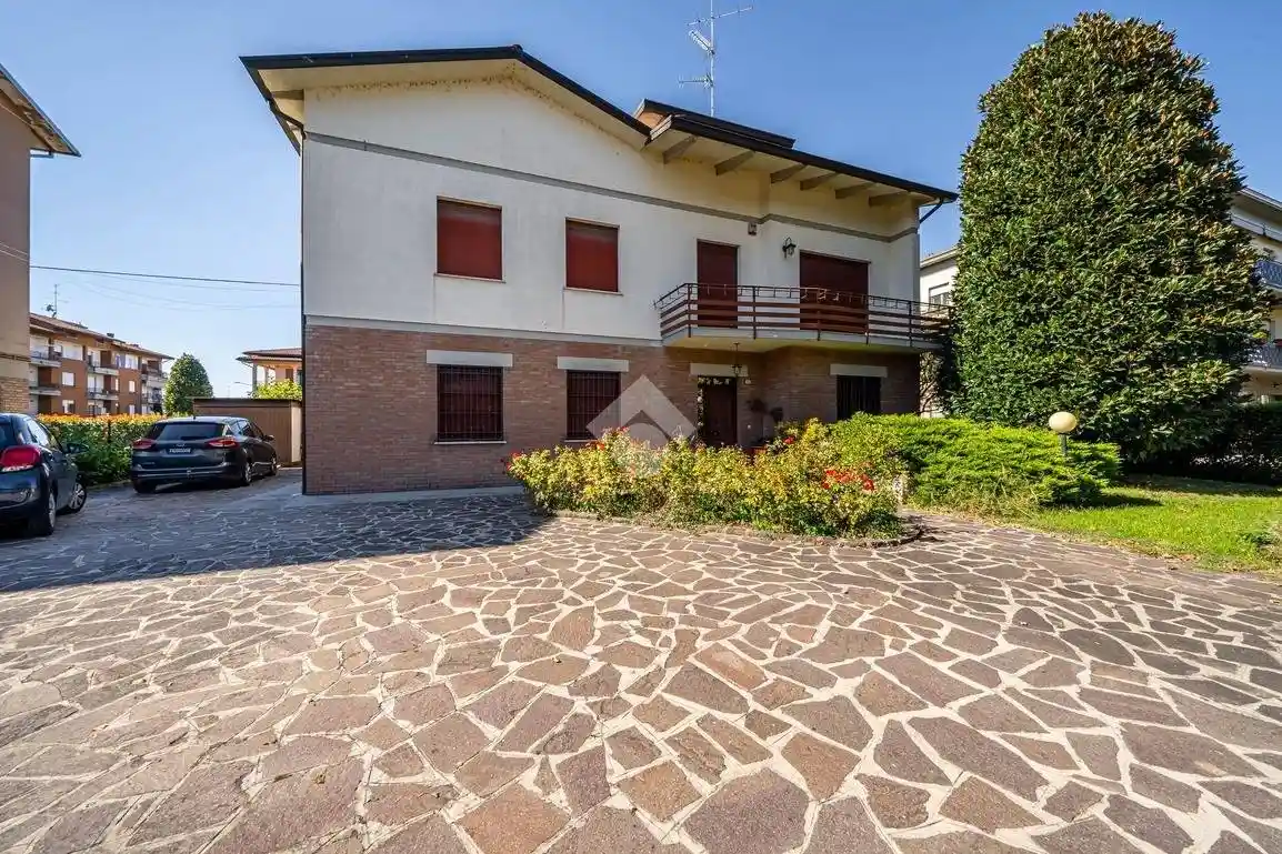 Villa bifamiliare via Ludwig Van Beethoven, Gavassa, Reggio Emilia - foto 2