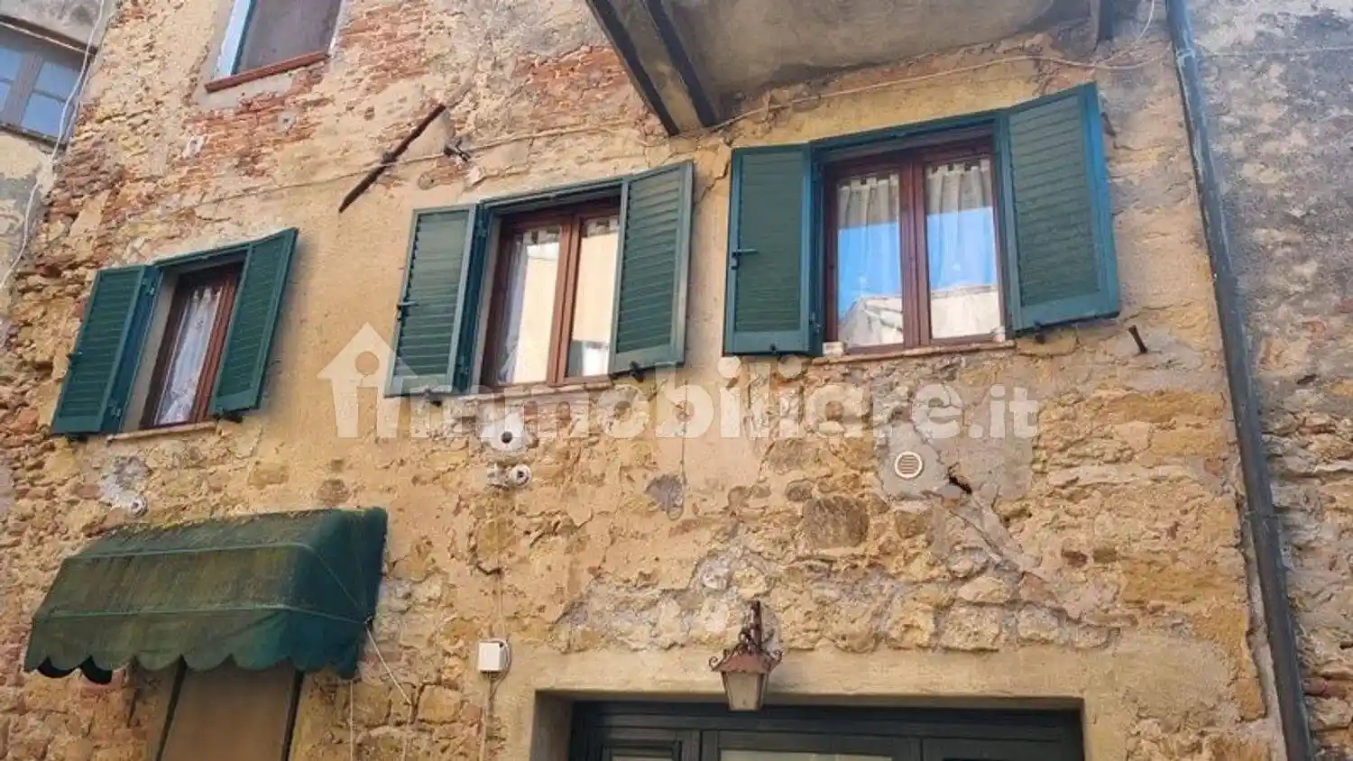 Appartamento in vendita a Guardistallo