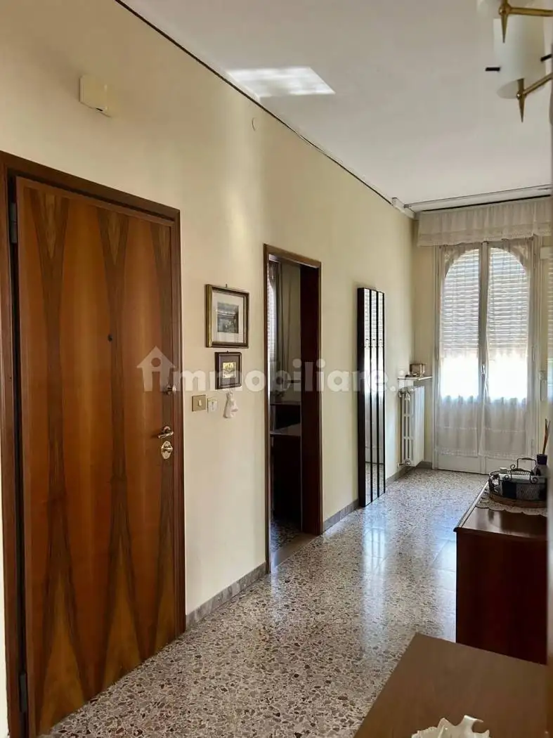 Appartamento in vendita a Modena