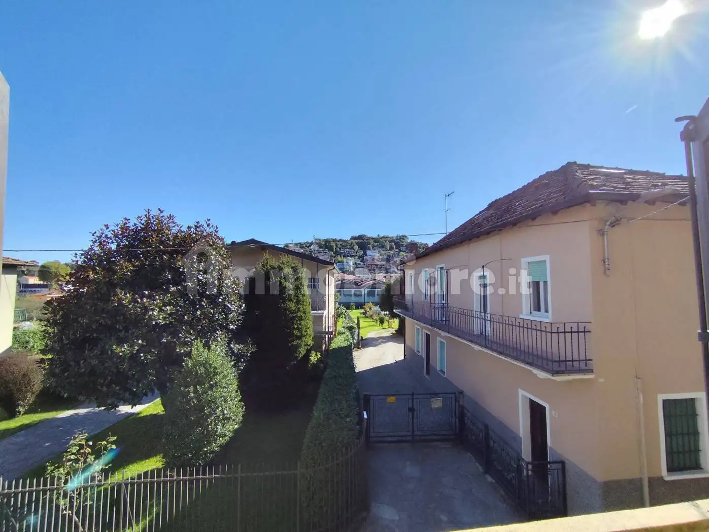 Terratetto unifamiliare via Cesare Battisti 9, Centro, Azzate - foto 4