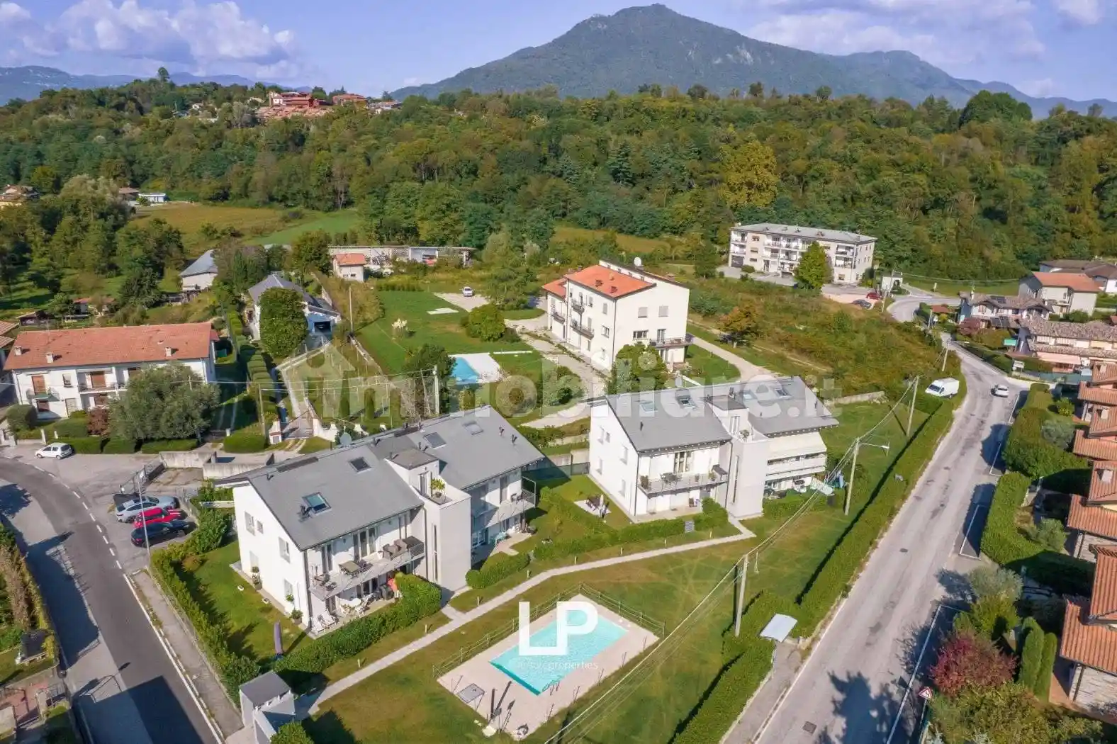 Appartamento in vendita a Leggiuno