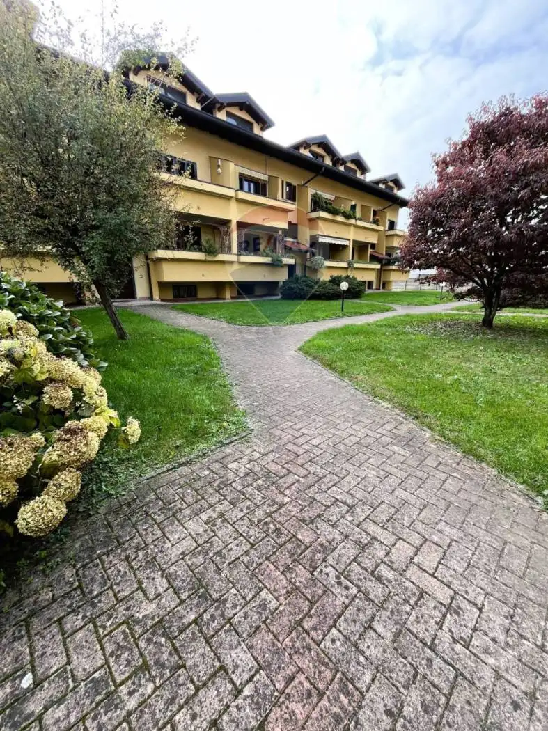 Appartamento in vendita a Vanzaghello