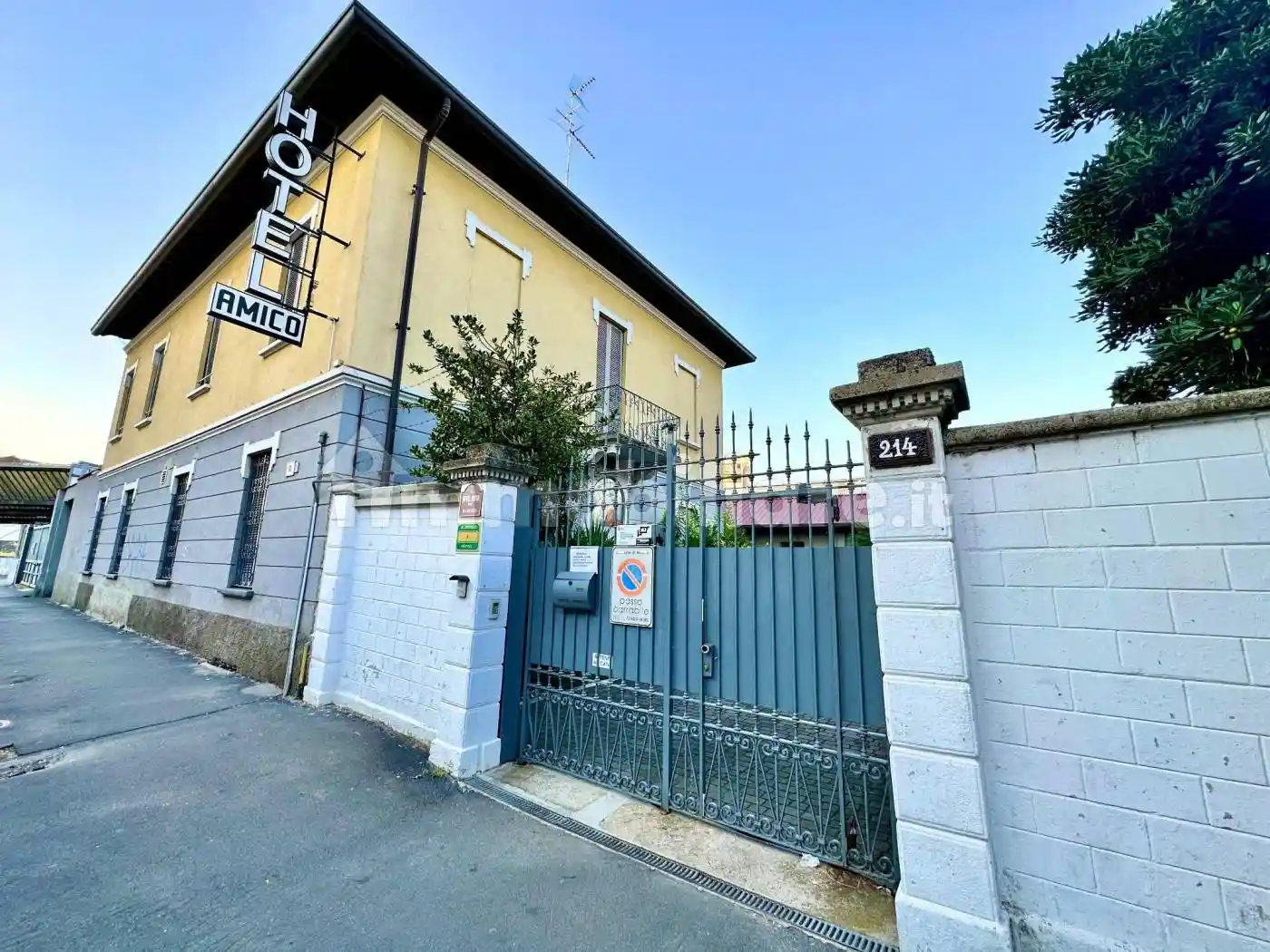 Palazzo - Edificio in Vendita - foto 2