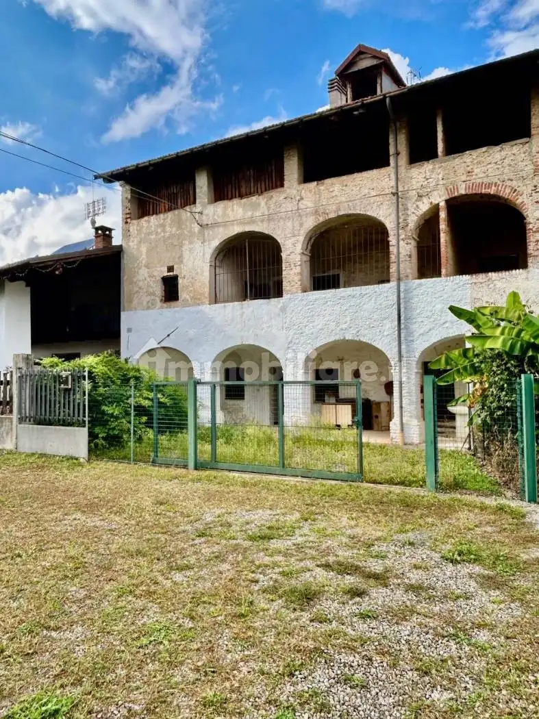 Rustico, da ristrutturare, 133 m², Boves - foto 2
