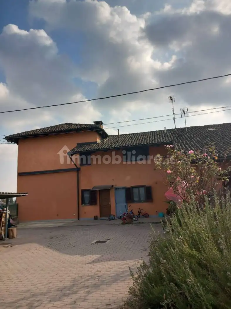 Appartamento in vendita a Cavallerleone