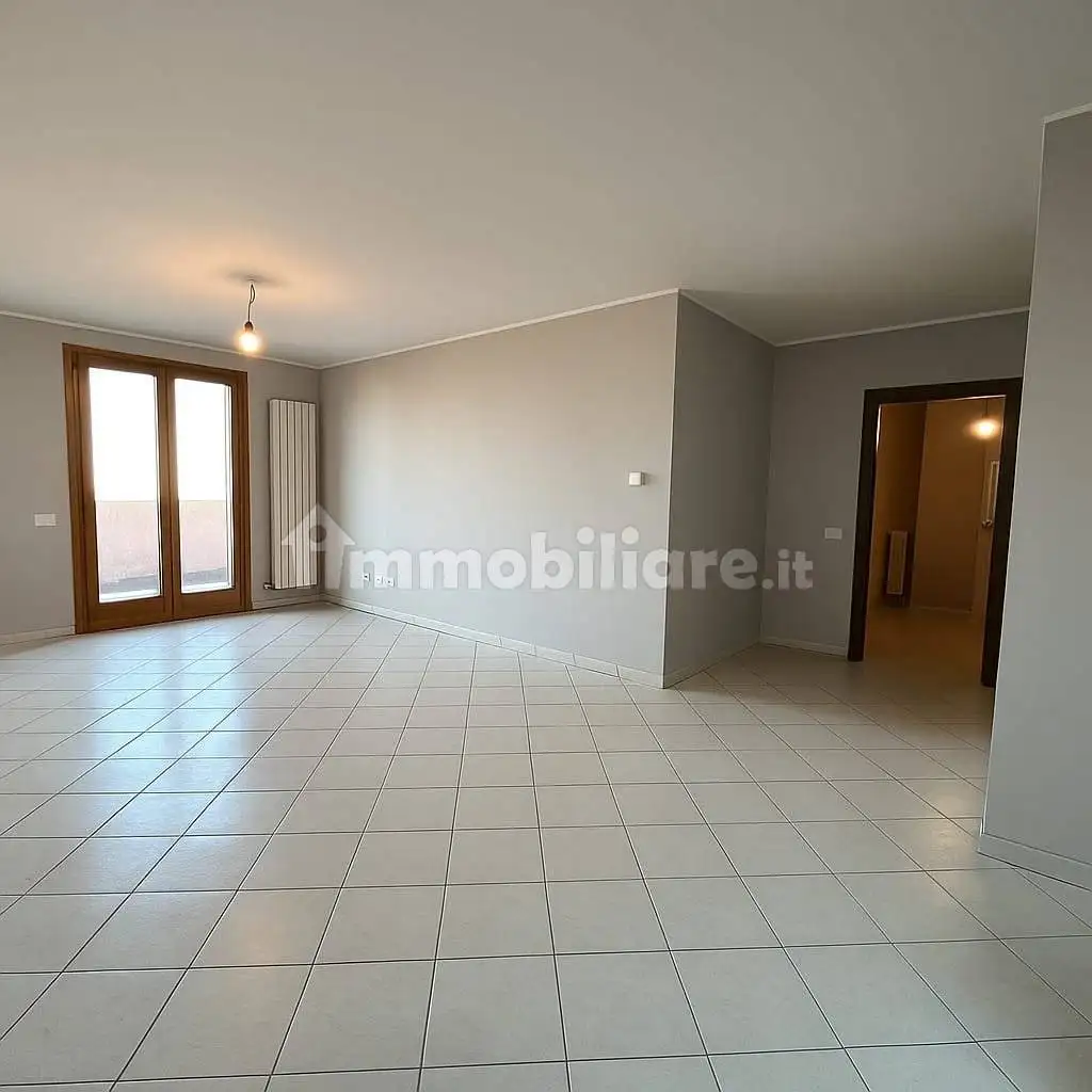 Appartamento in vendita a Lurano