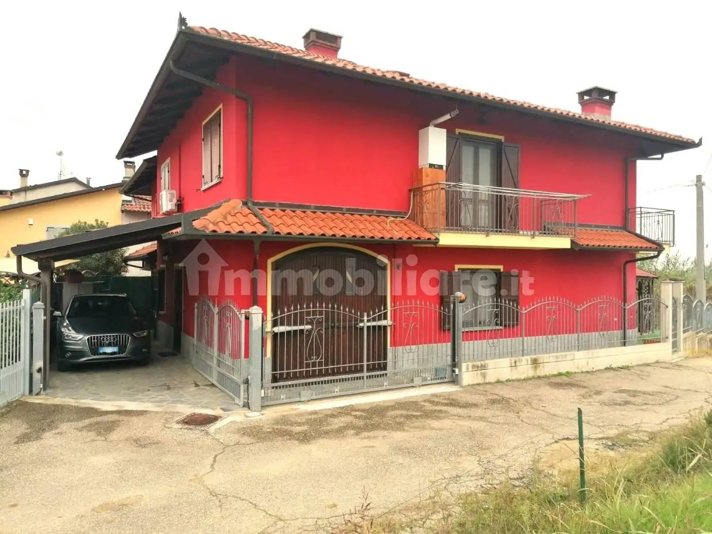 Villa in vendita a Montà