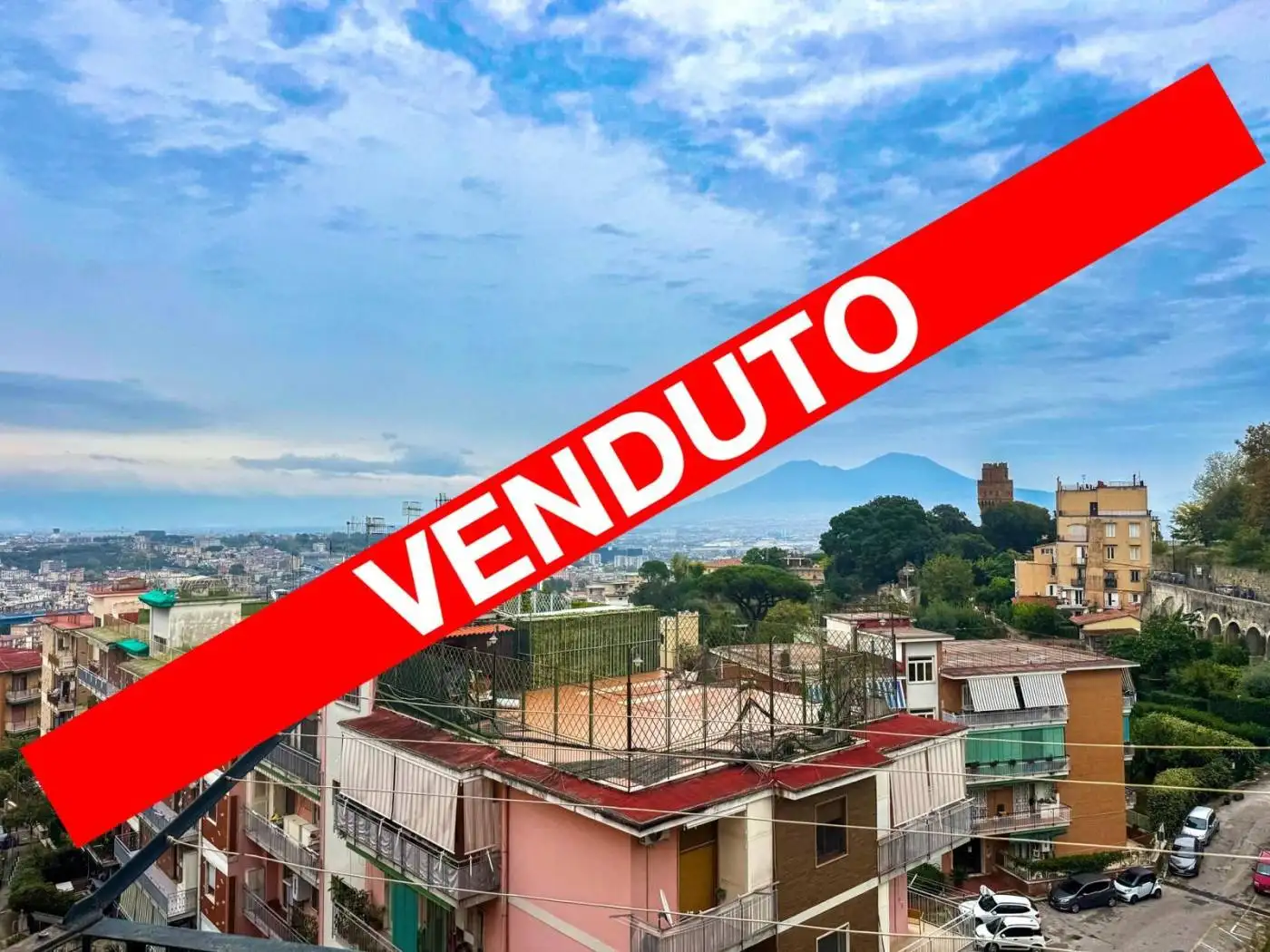 Appartamento in vendita a Napoli