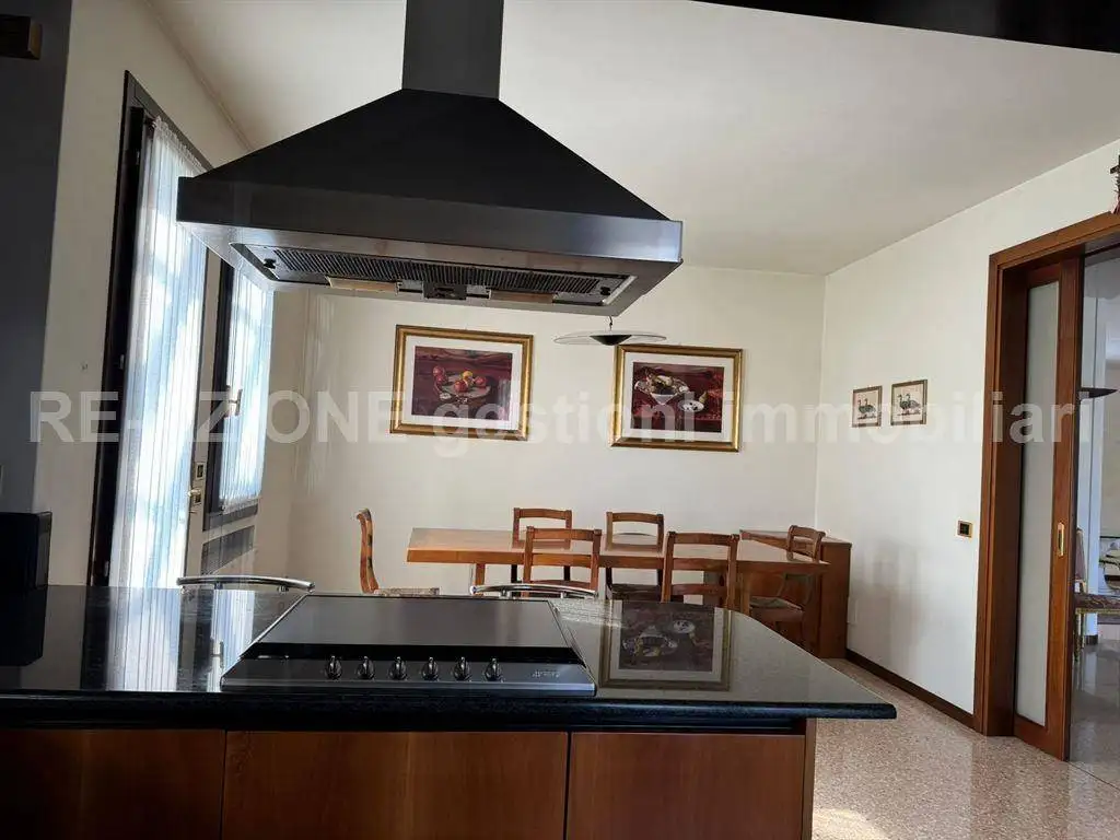 Terratetto unifamiliare via Leopardi, Centro, Creazzo - foto 4