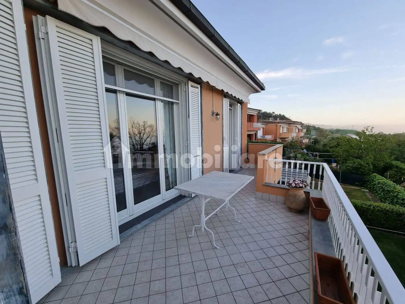 Appartamento in vendita a Varazze