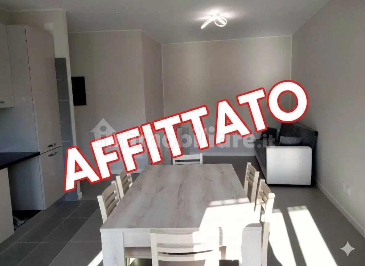 Appartamento in affitto a Rho