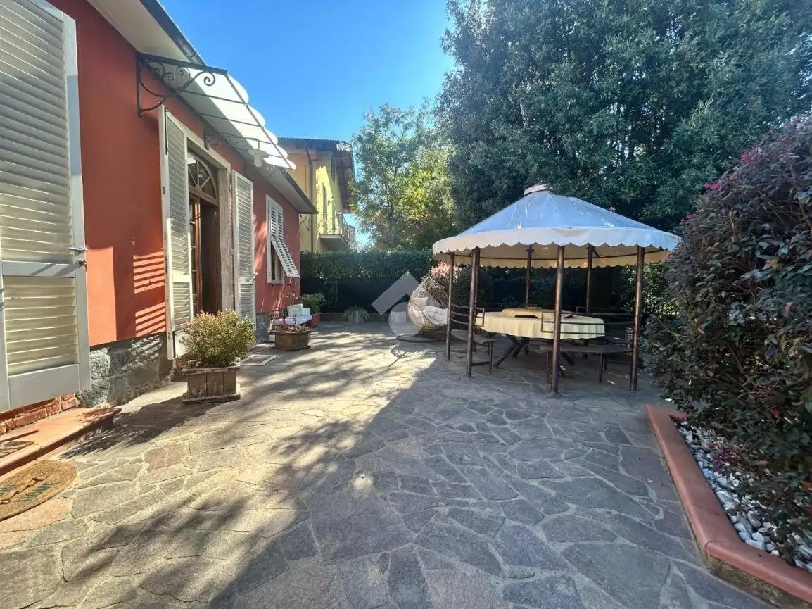 Villa in vendita a Pescia