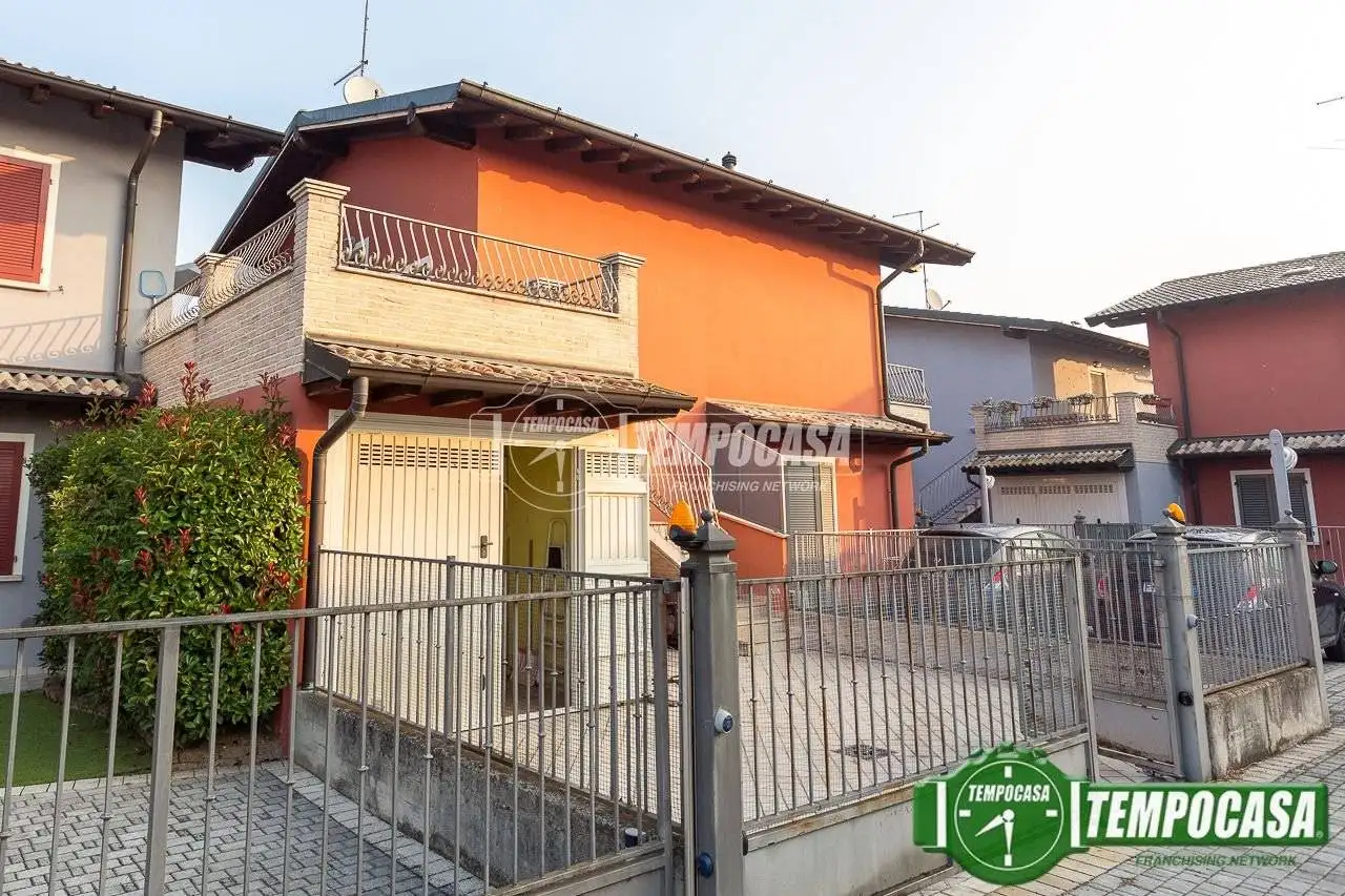 Appartamento in vendita a Offanengo